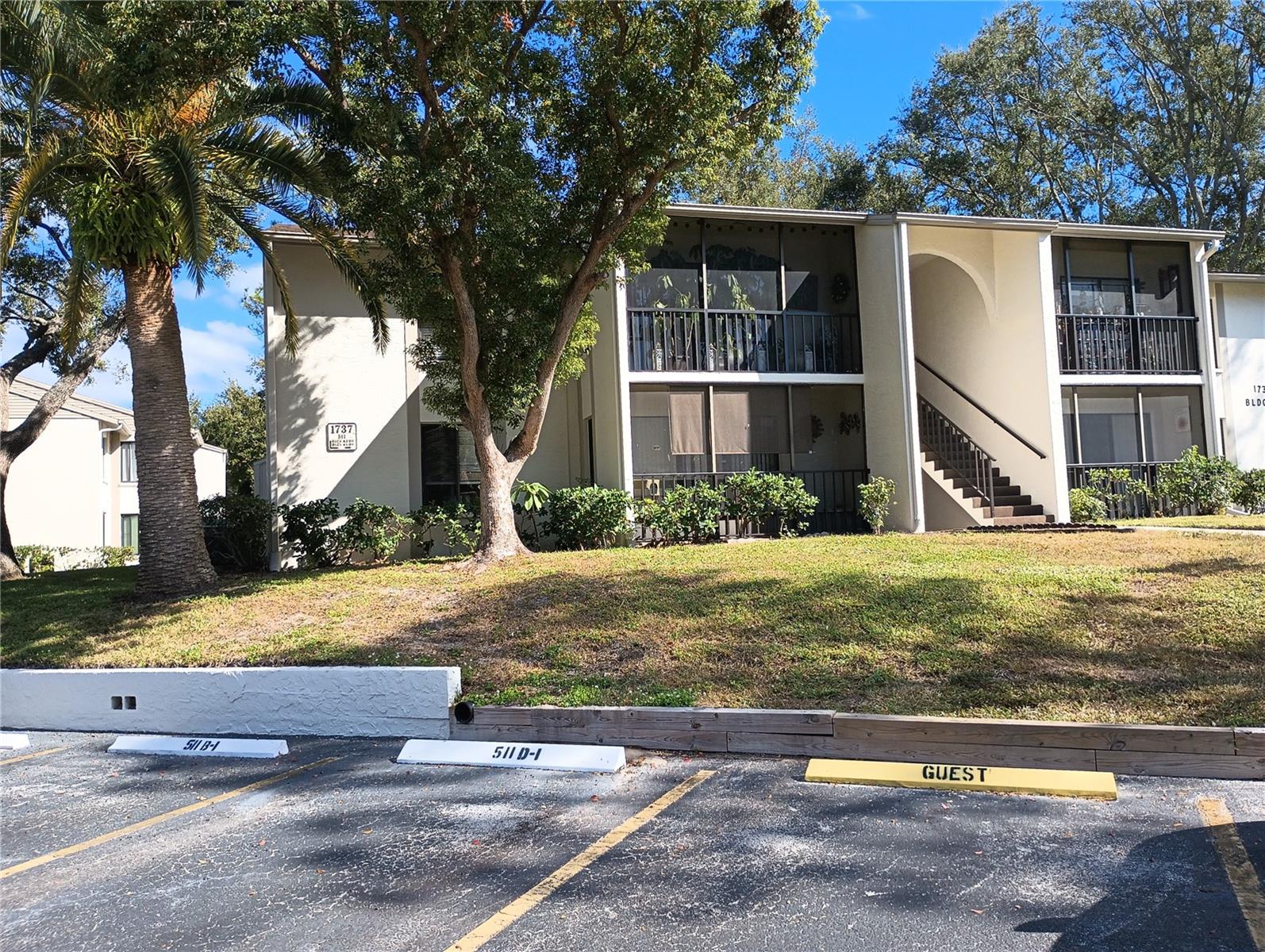 Image 2 of 6 For 1737 Pine Ridge Way W A