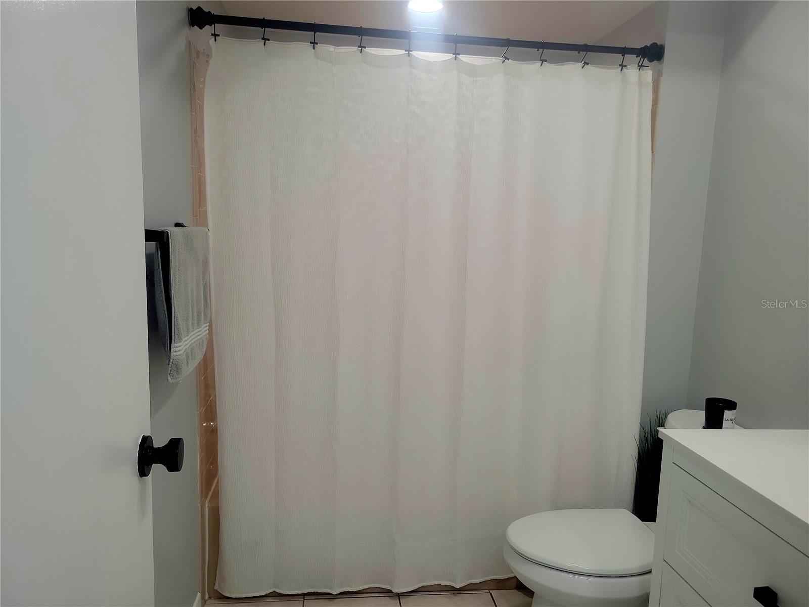 Image 12 of 17 For 4580 Overlook Drive Ne 297