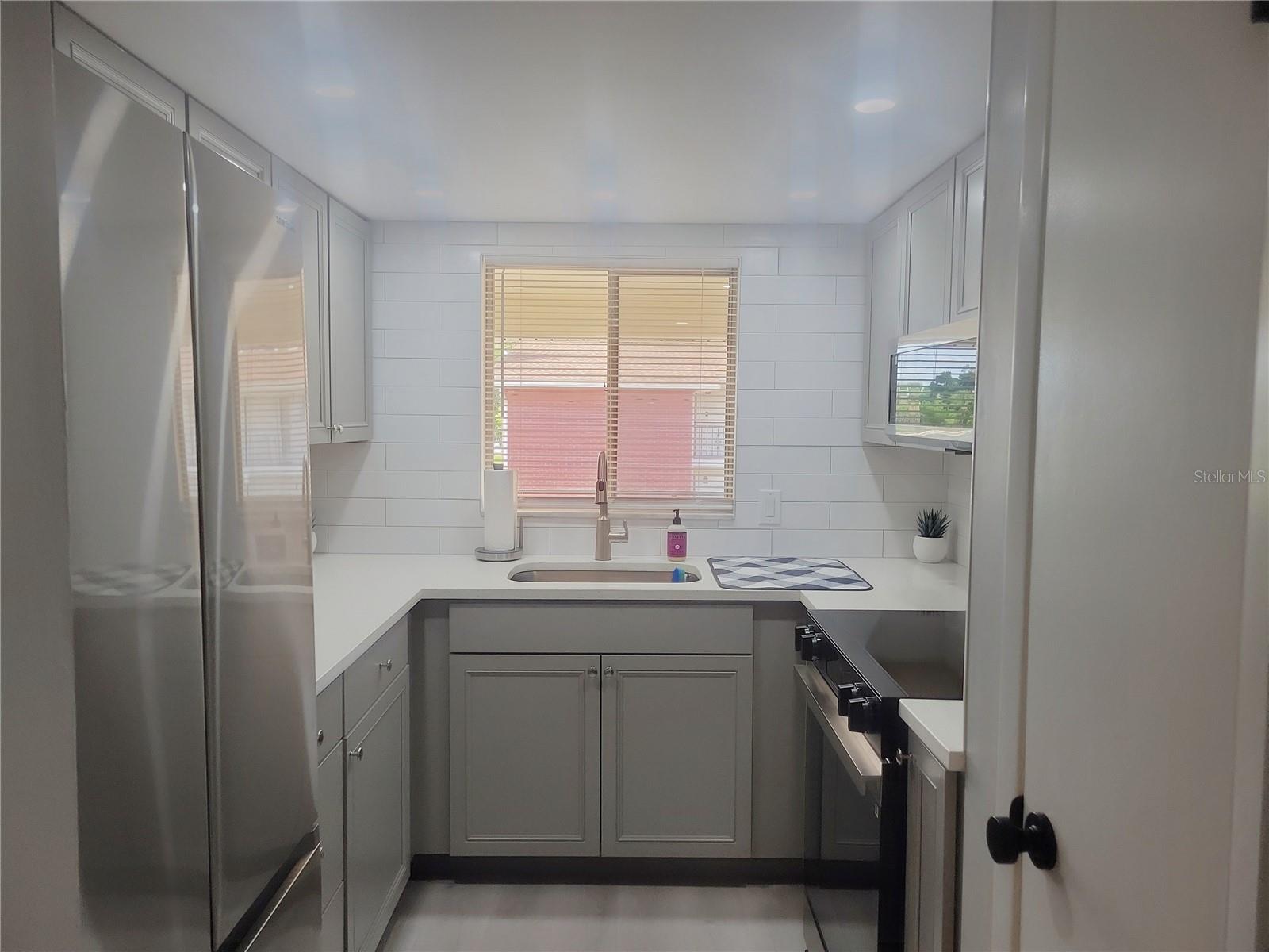 Image 8 of 17 For 4580 Overlook Drive Ne 297