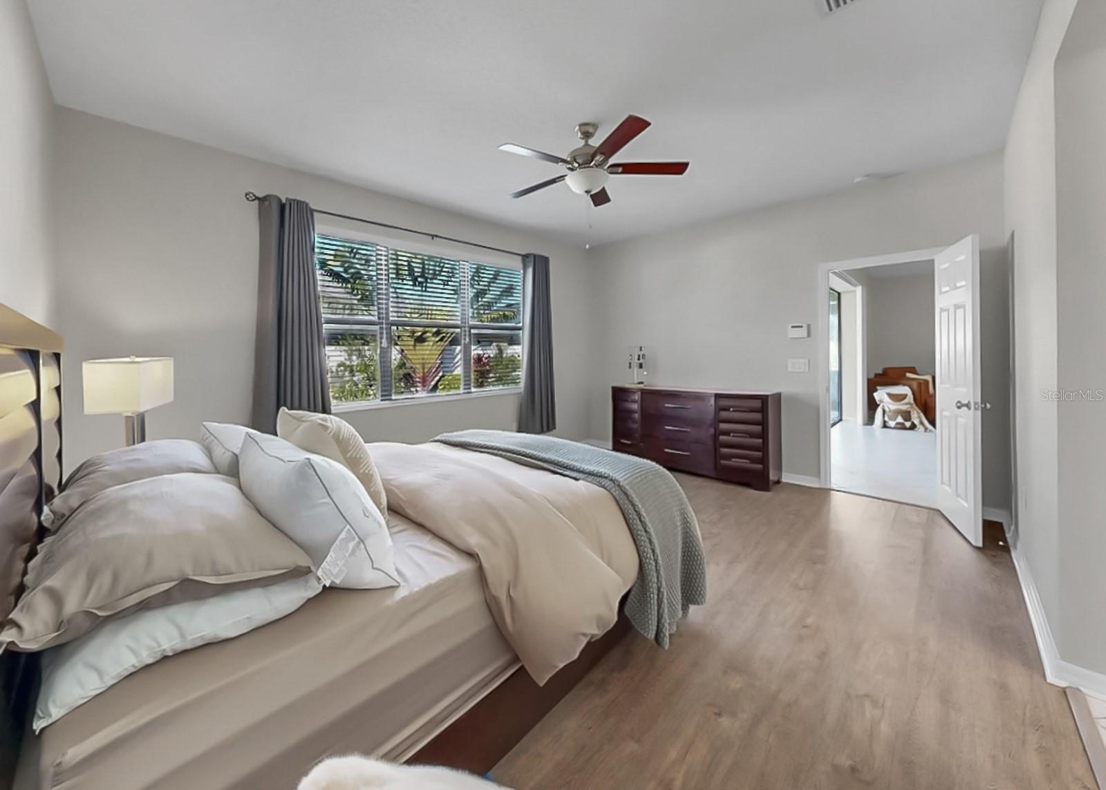 Listing photo id 17 for 7109 Spindle Tree Lane