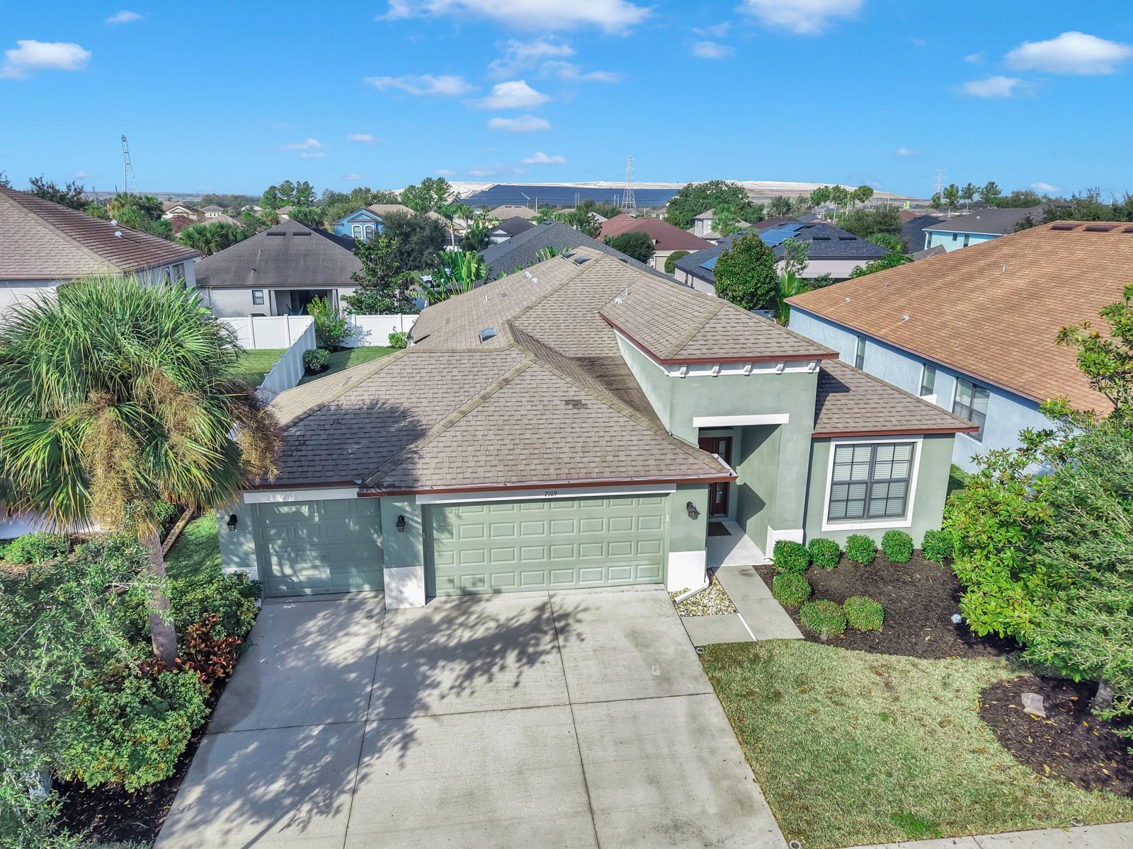 Listing photo id 1 for 7109 Spindle Tree Lane