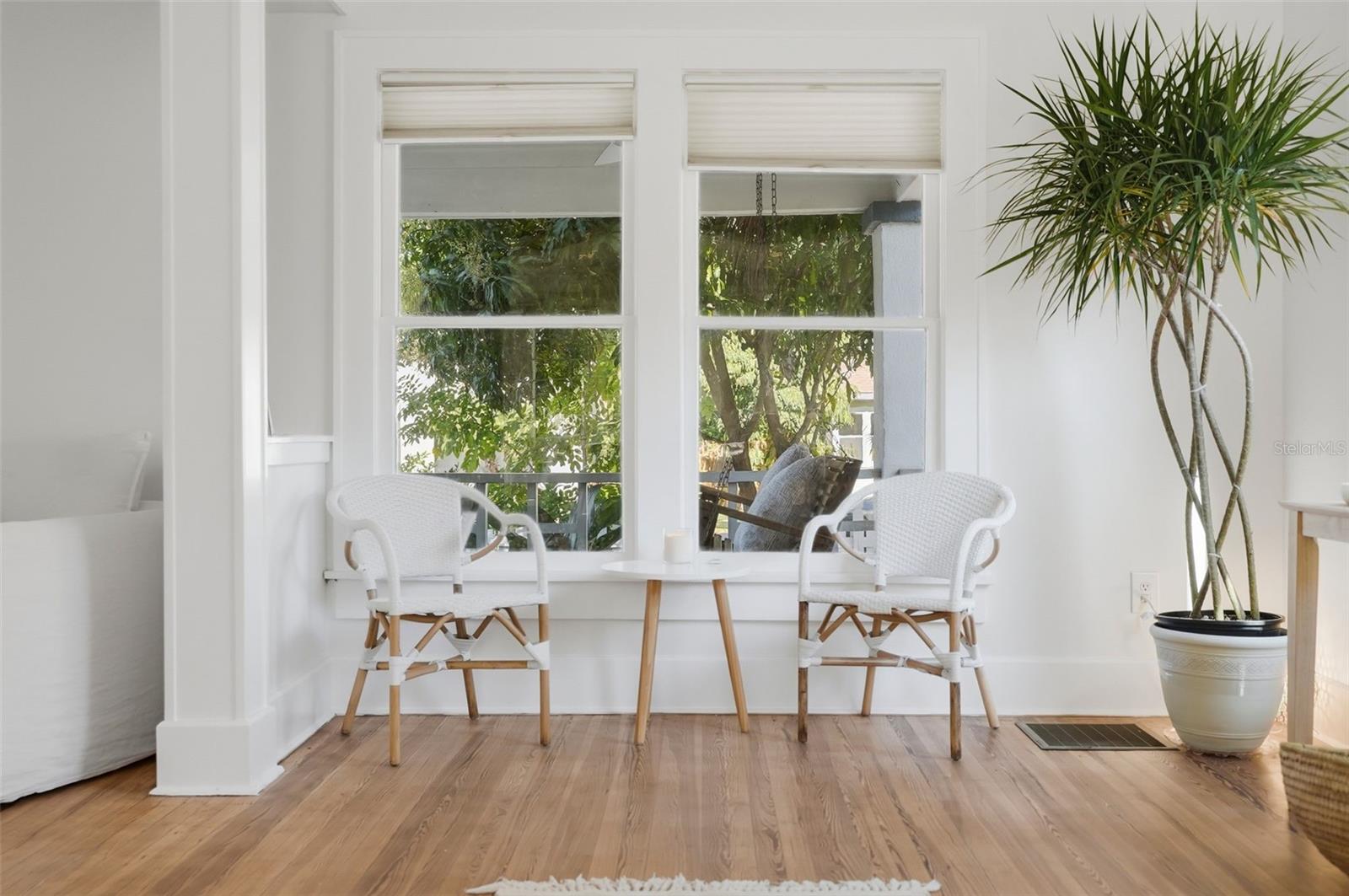 Image 9 of 49 For 246 19th Ave Ne