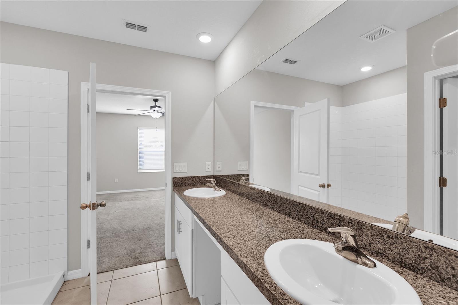 Image 21 of 57 For 5204 White Chicory Drive