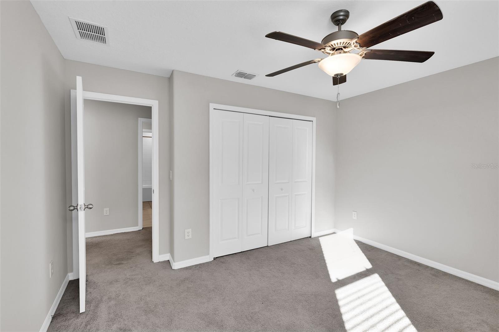 Image 37 of 57 For 5204 White Chicory Drive