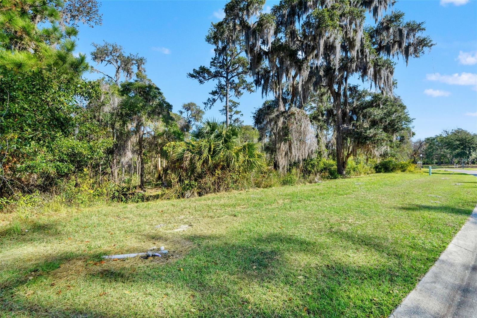 Listing photo id 11 for 6633 Summit View Drive