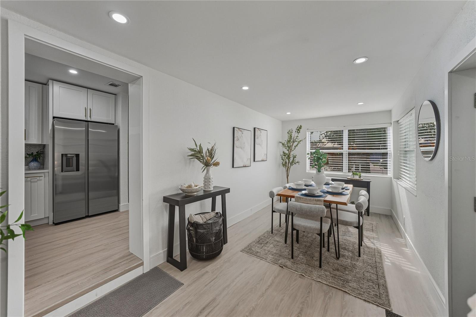 Image 15 of 72 For 4105 Bay Villa Avenue