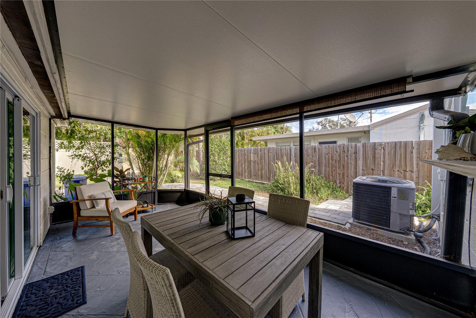 Image 42 of 72 For 4105 Bay Villa Avenue