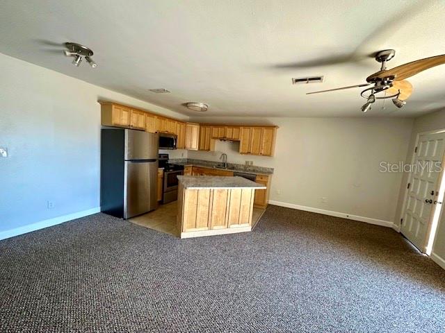 Image 8 of 17 For 7042 Hibiscus Avenue S