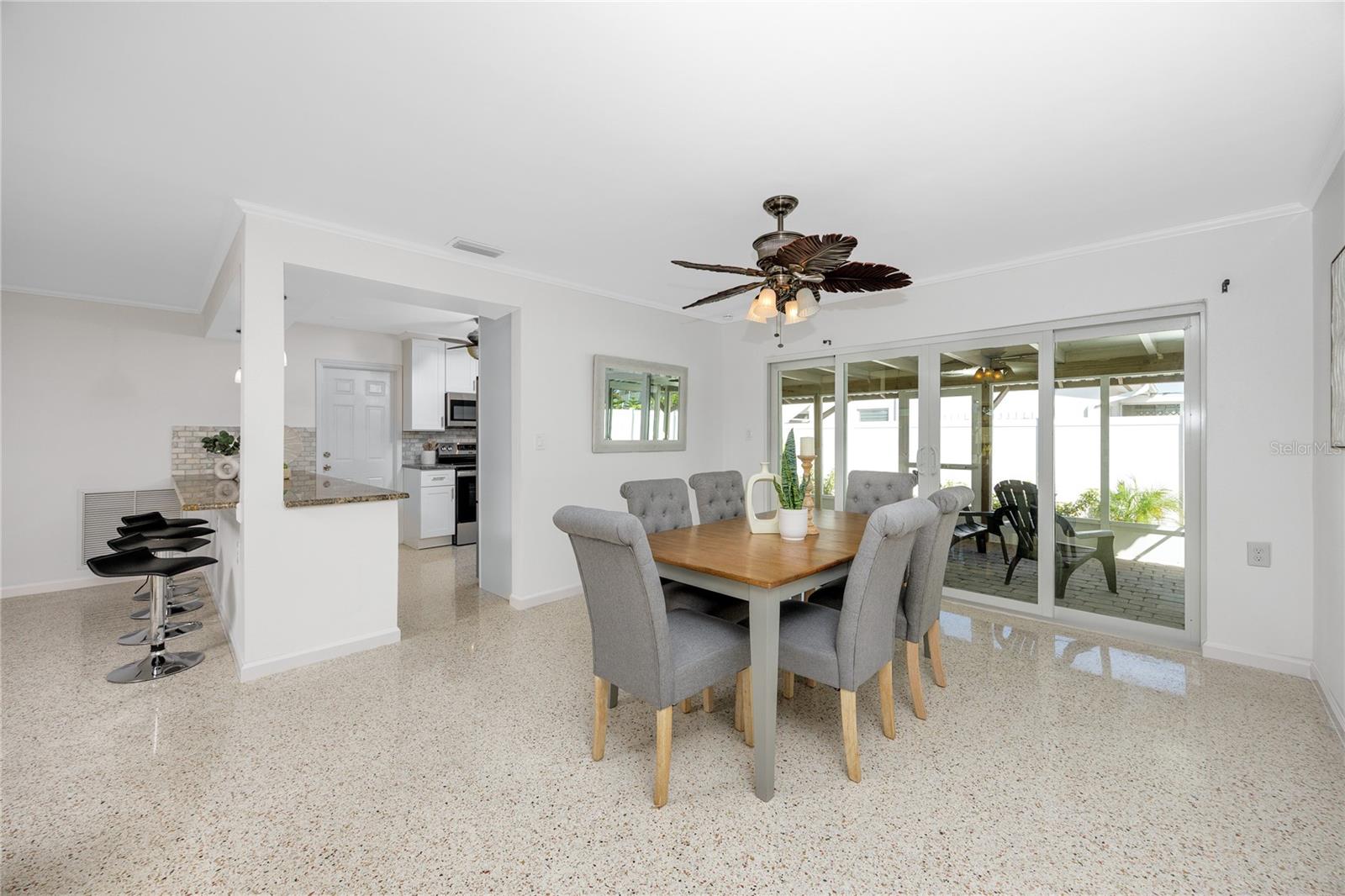 Image 16 of 40 For 8851 Gulf Boulevard