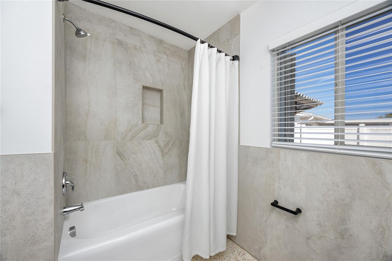 Image 21 of 40 For 8851 Gulf Boulevard