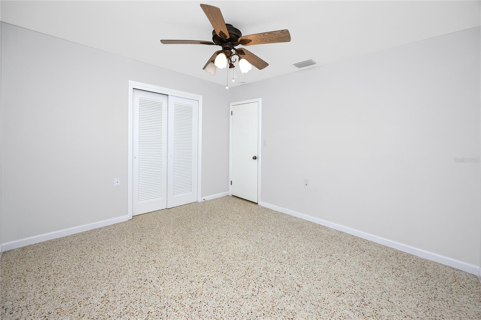 Image 23 of 40 For 8851 Gulf Boulevard