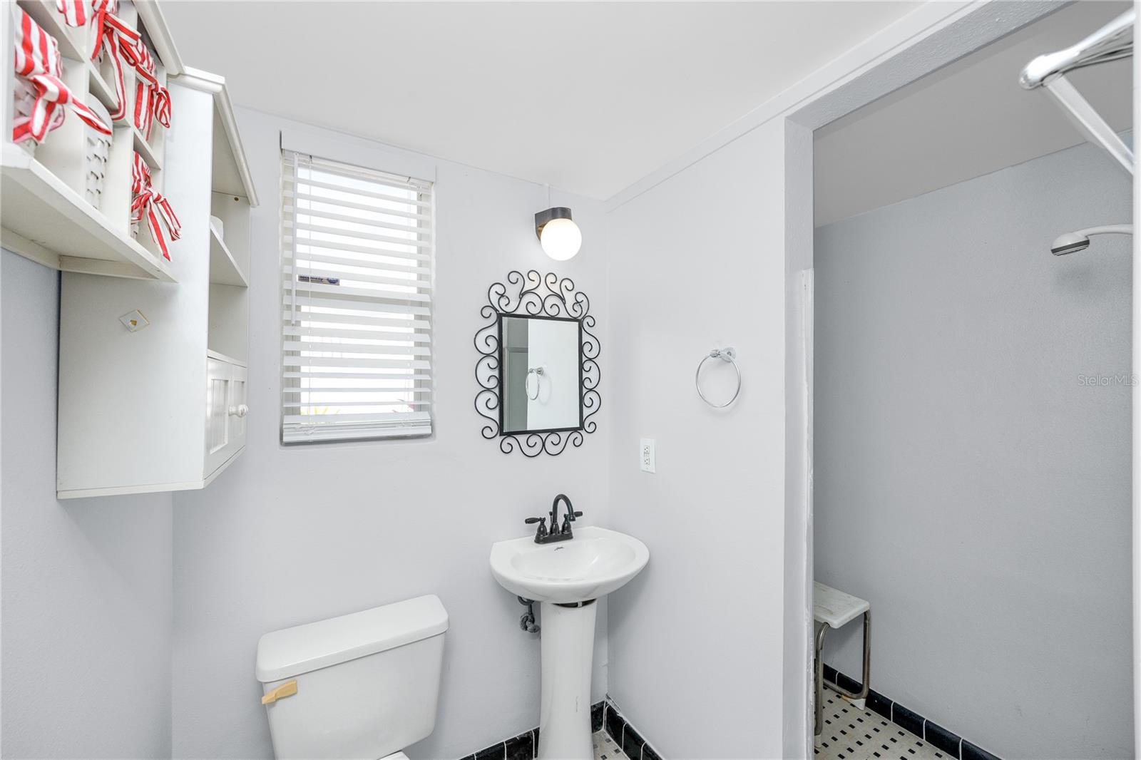 Image 32 of 40 For 8851 Gulf Boulevard