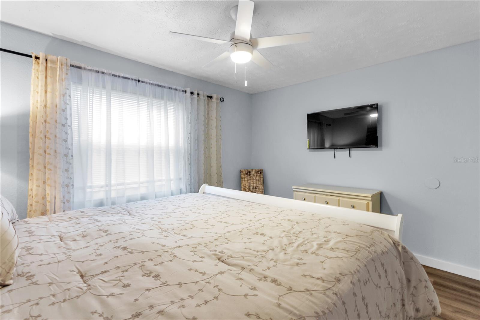 Listing photo id 19 for 4913 Temple Heights Road A