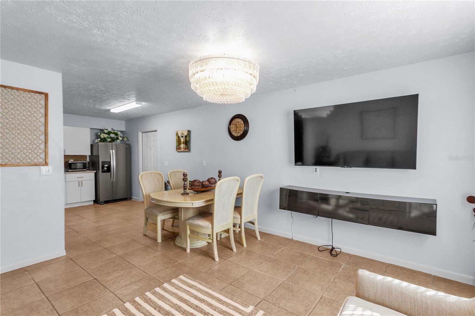 Listing photo id 26 for 4913 Temple Heights Road A