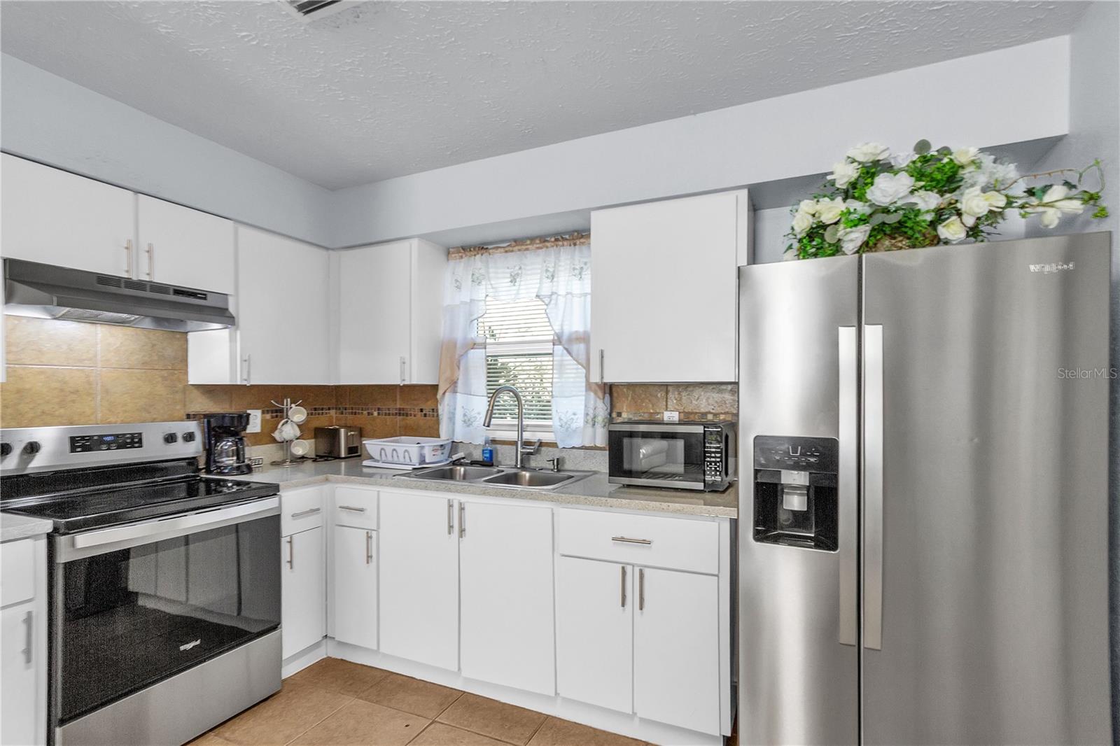 Listing photo id 27 for 4913 Temple Heights Road A