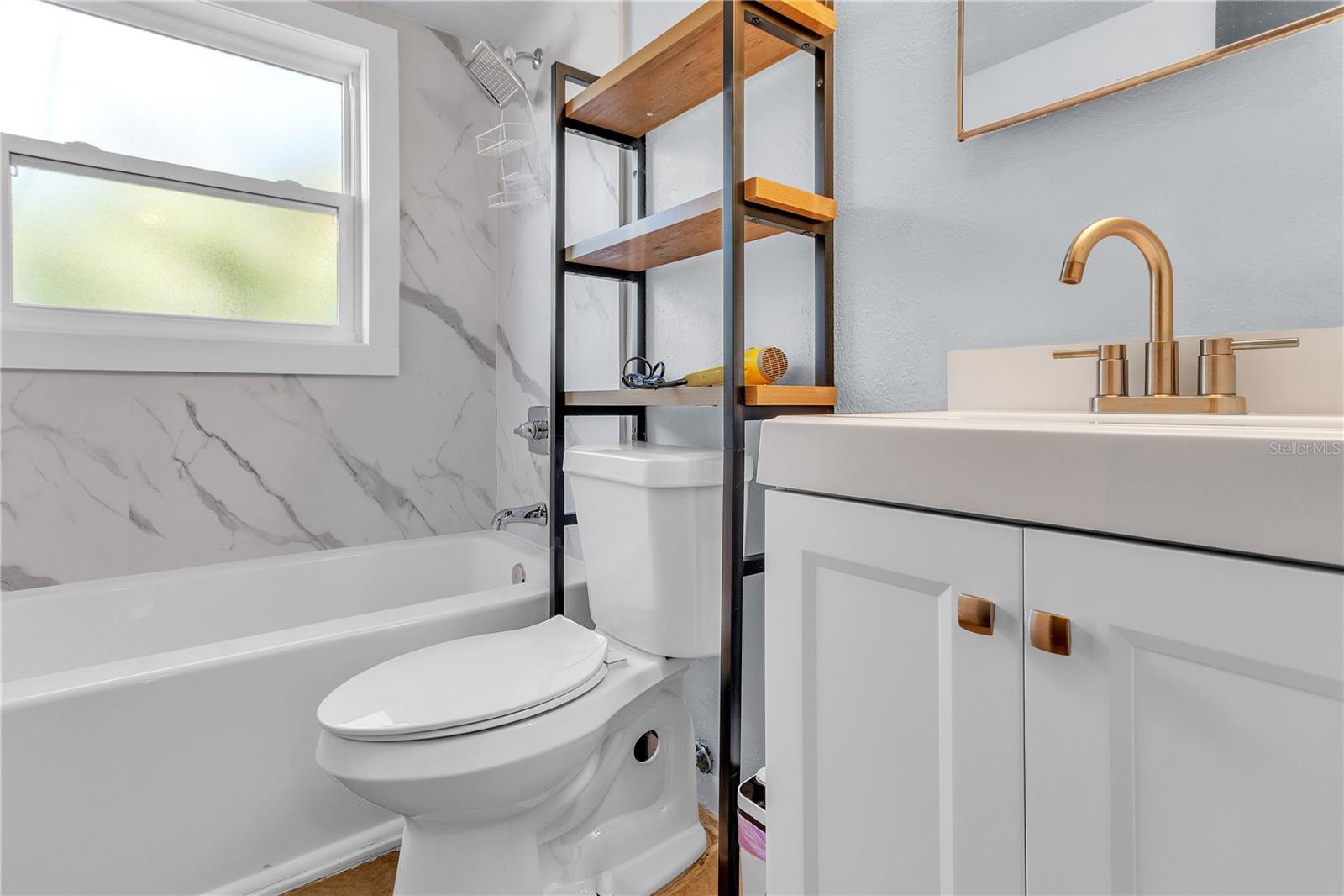 Listing photo id 30 for 4913 Temple Heights Road A