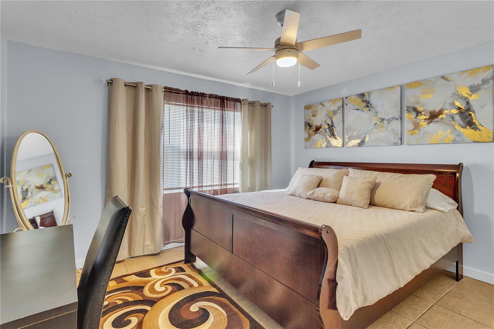 Listing photo id 36 for 4913 Temple Heights Road A