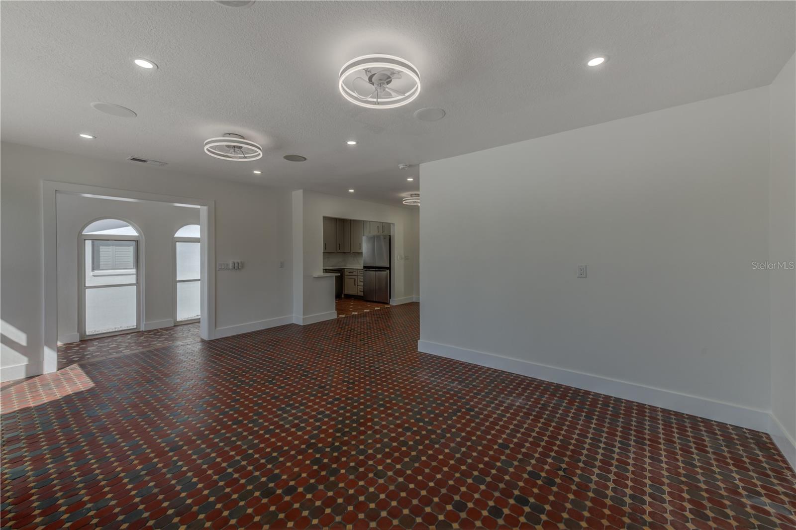 Image 16 of 30 For 16245 Gulf Boulevard