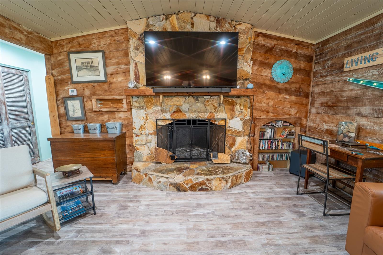 Image 12 of 51 For 5020 Old Lucerne Park Road