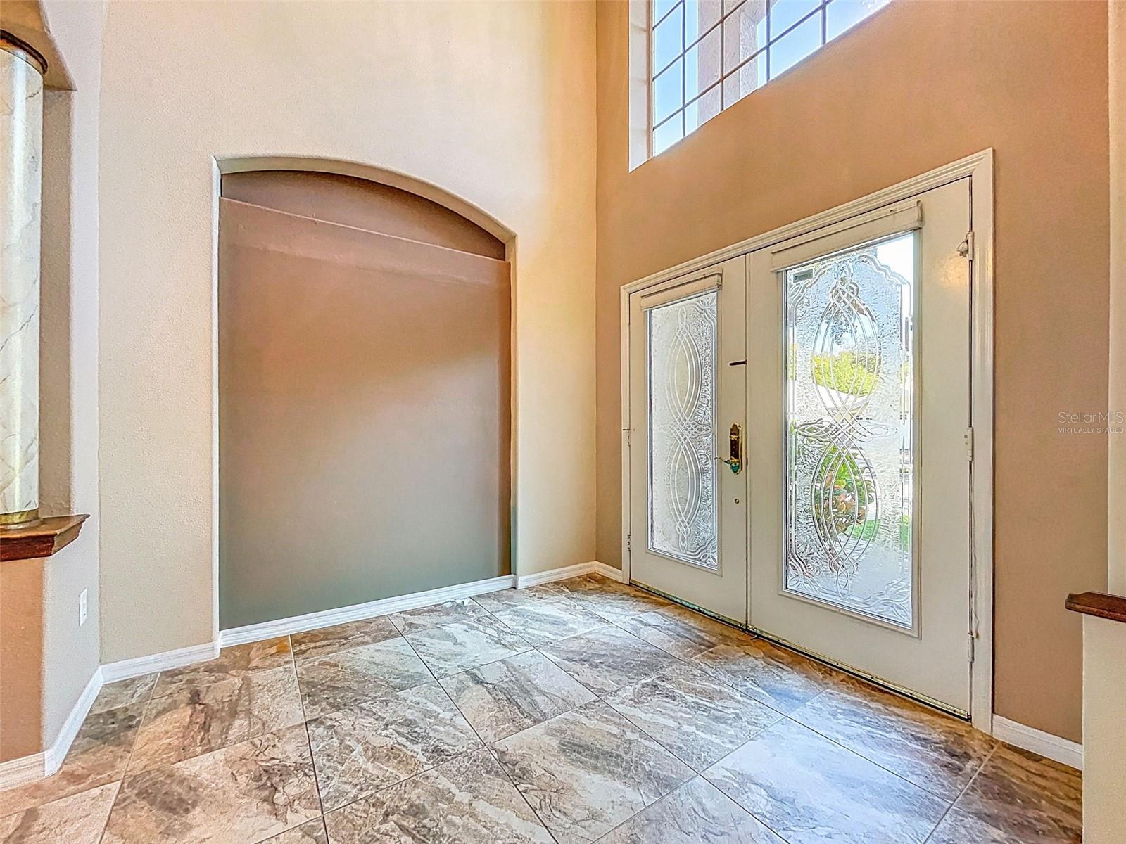 Image 10 of 77 For 1858 Longview Ln