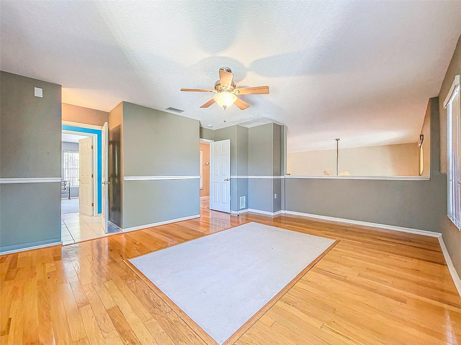 Image 42 of 77 For 1858 Longview Ln