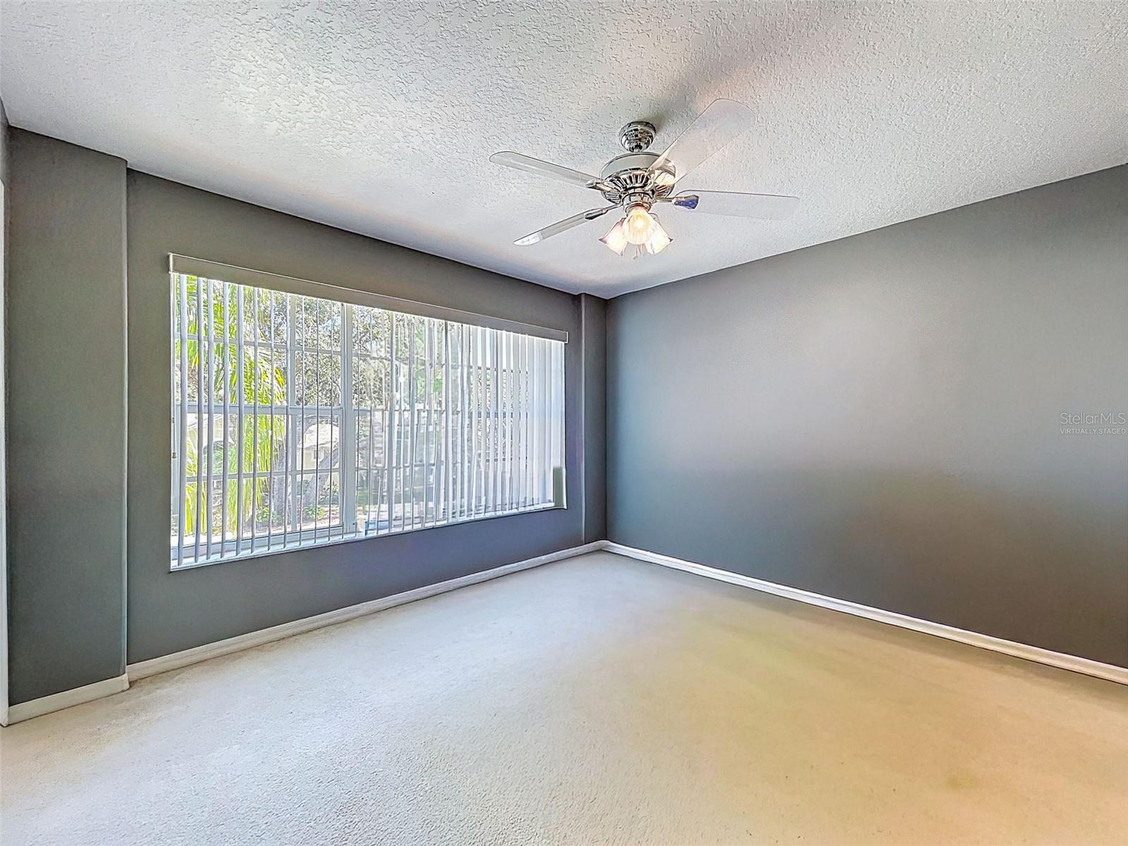 Image 46 of 77 For 1858 Longview Ln