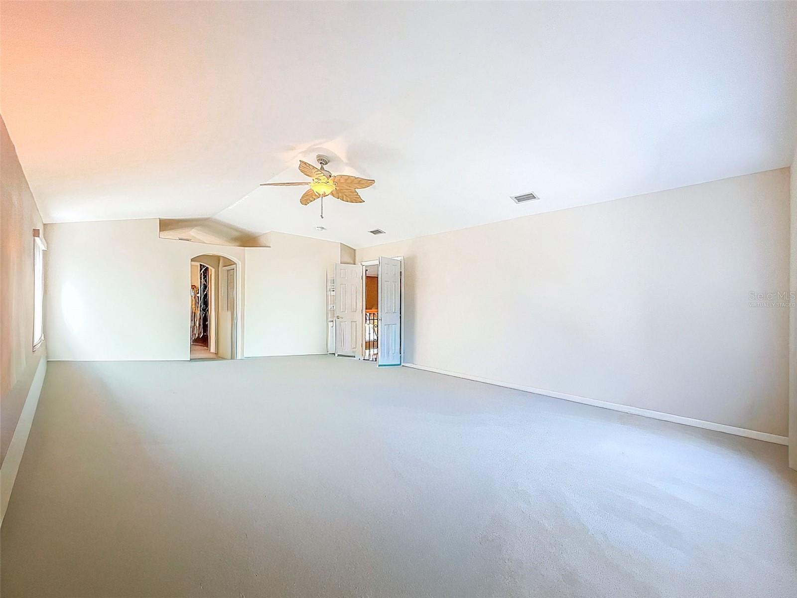 Image 57 of 77 For 1858 Longview Ln