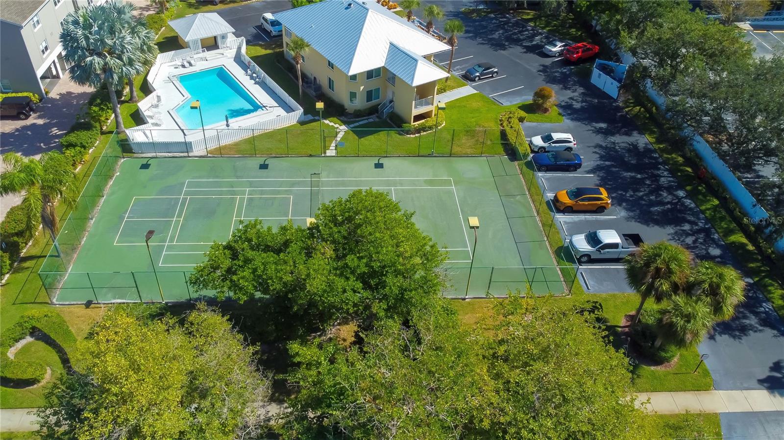 Image 31 of 37 For 1125 Pinellas Bayway S 304