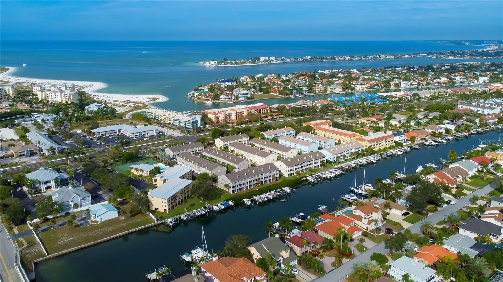 Image 5 of 37 For 1125 Pinellas Bayway S 304