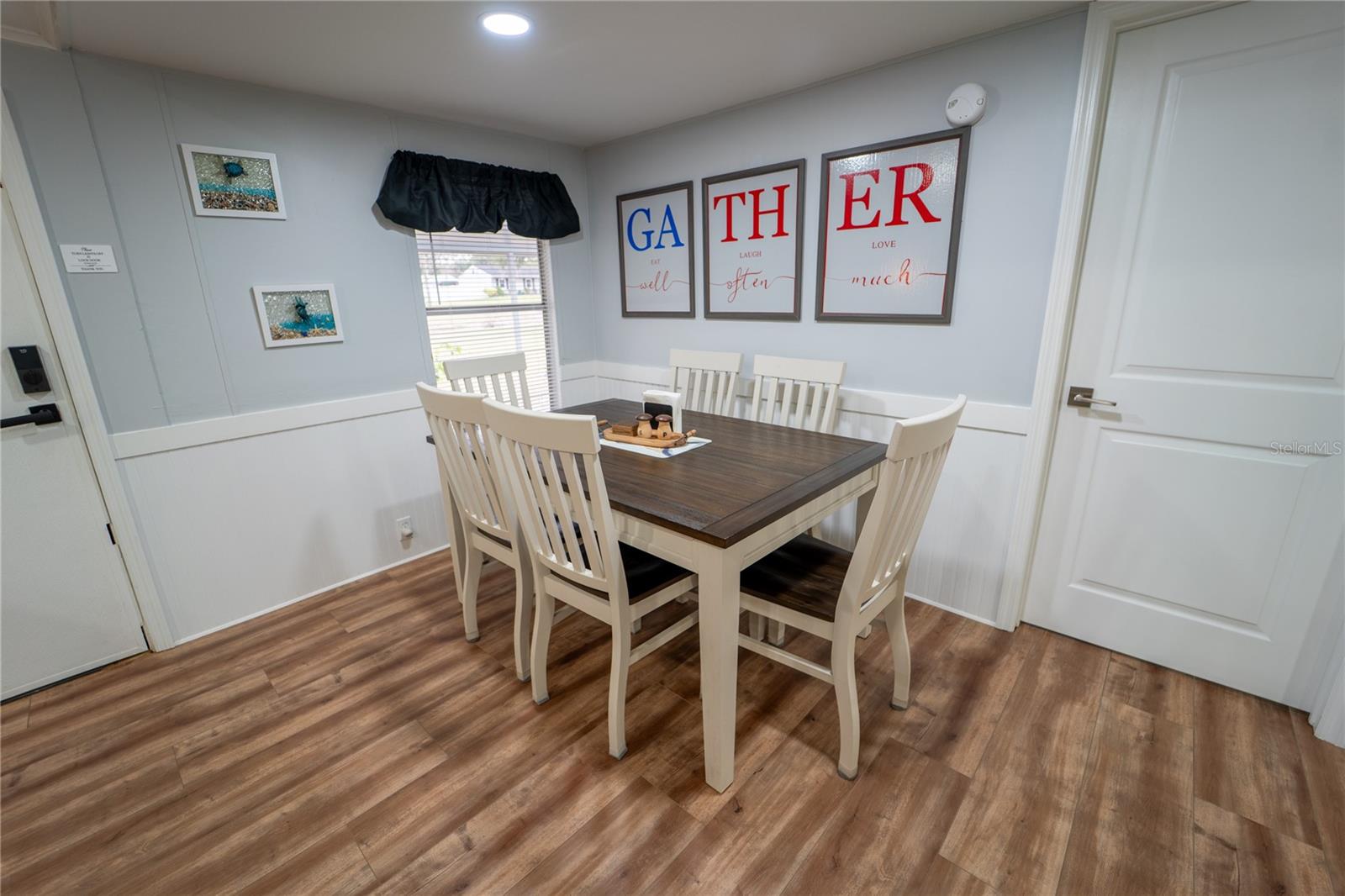 Image 19 of 68 For 4405 Loma Vista Drive