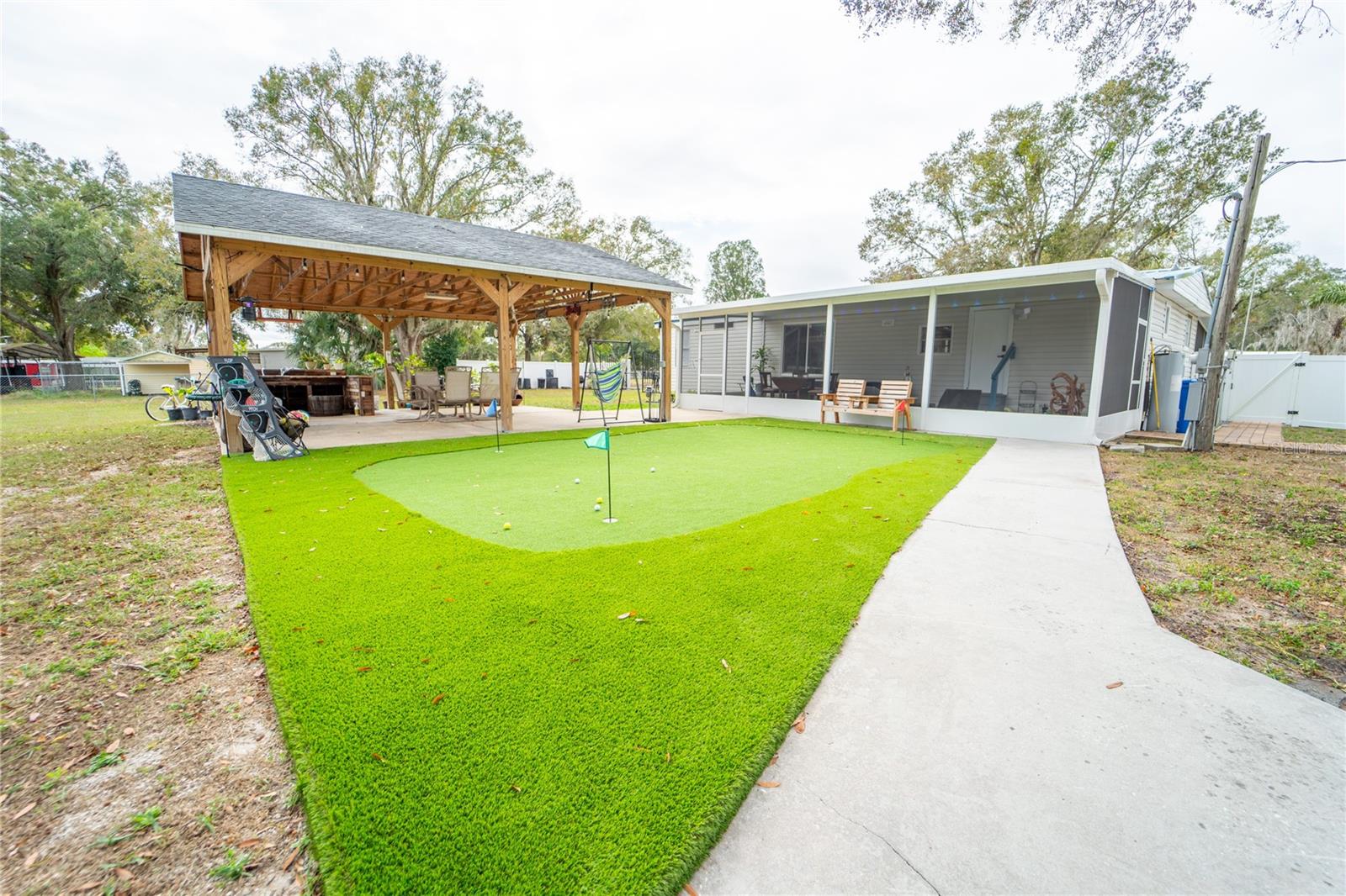 Image 44 of 68 For 4405 Loma Vista Drive