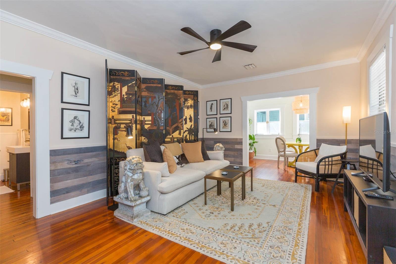 Image 3 of 32 For 917 Broad Street