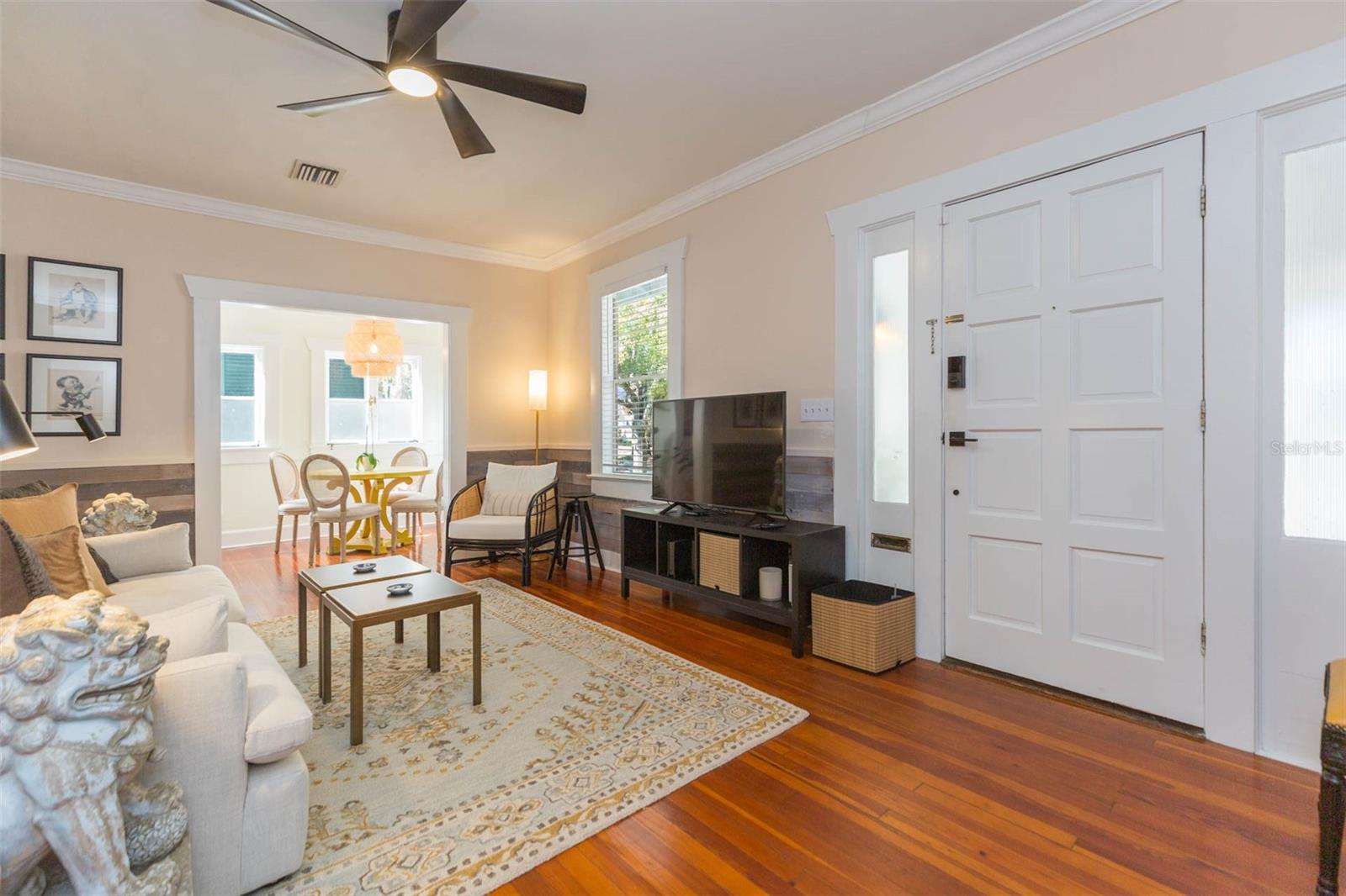 Image 4 of 32 For 917 Broad Street