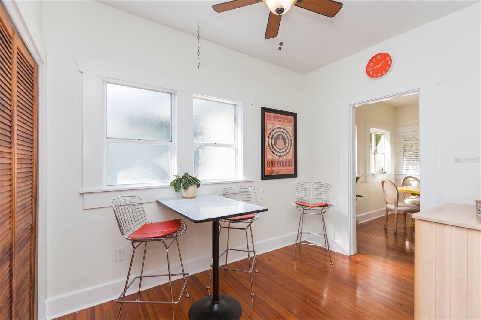 Image 7 of 32 For 917 Broad Street