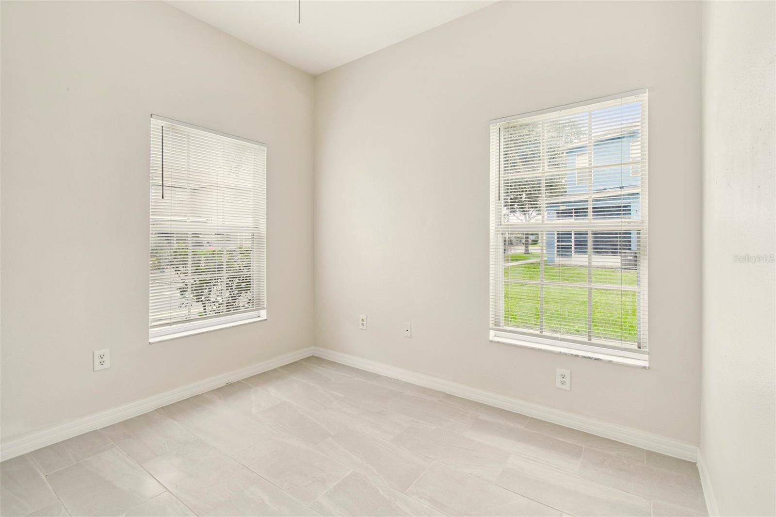 Image 11 of 44 For 6723 Lake Camden Way