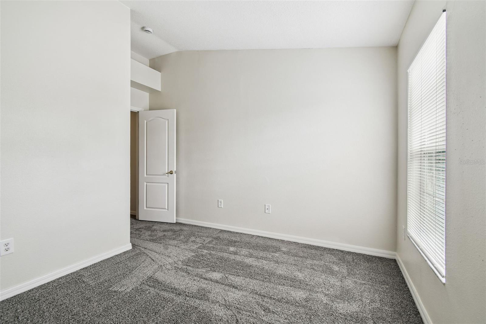 Image 20 of 44 For 6723 Lake Camden Way