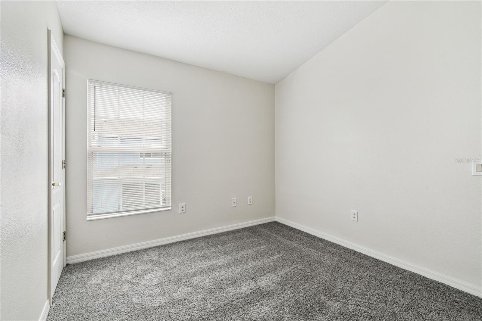 Image 22 of 44 For 6723 Lake Camden Way