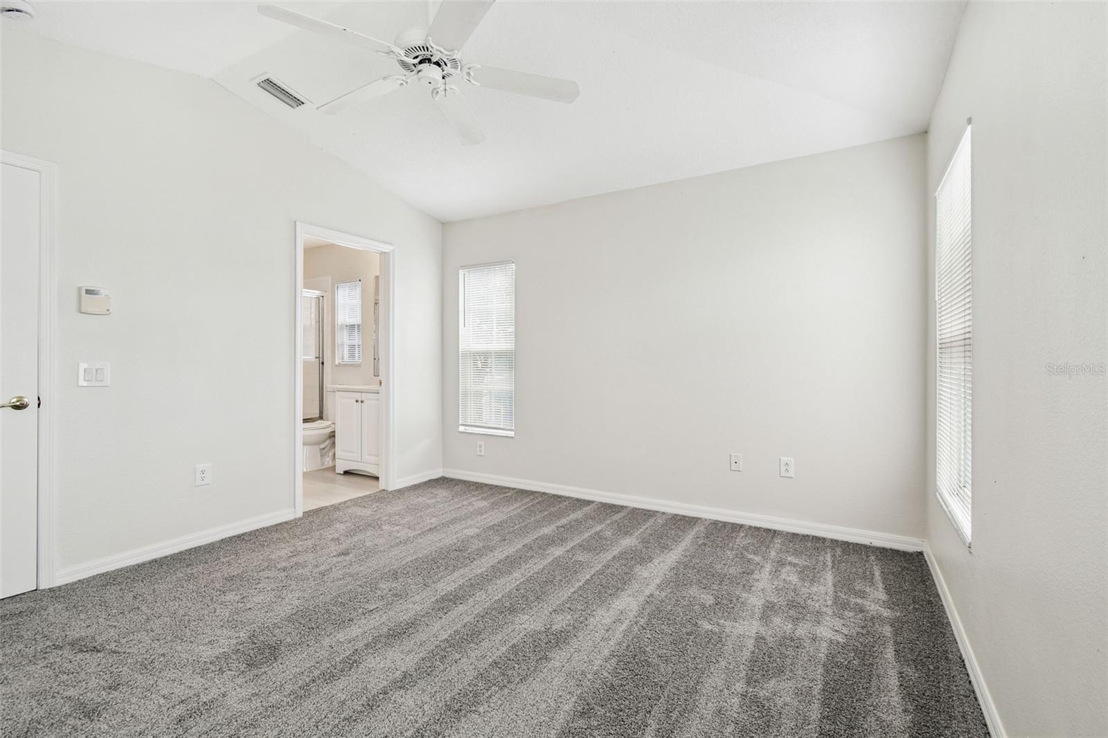 Image 31 of 44 For 6723 Lake Camden Way