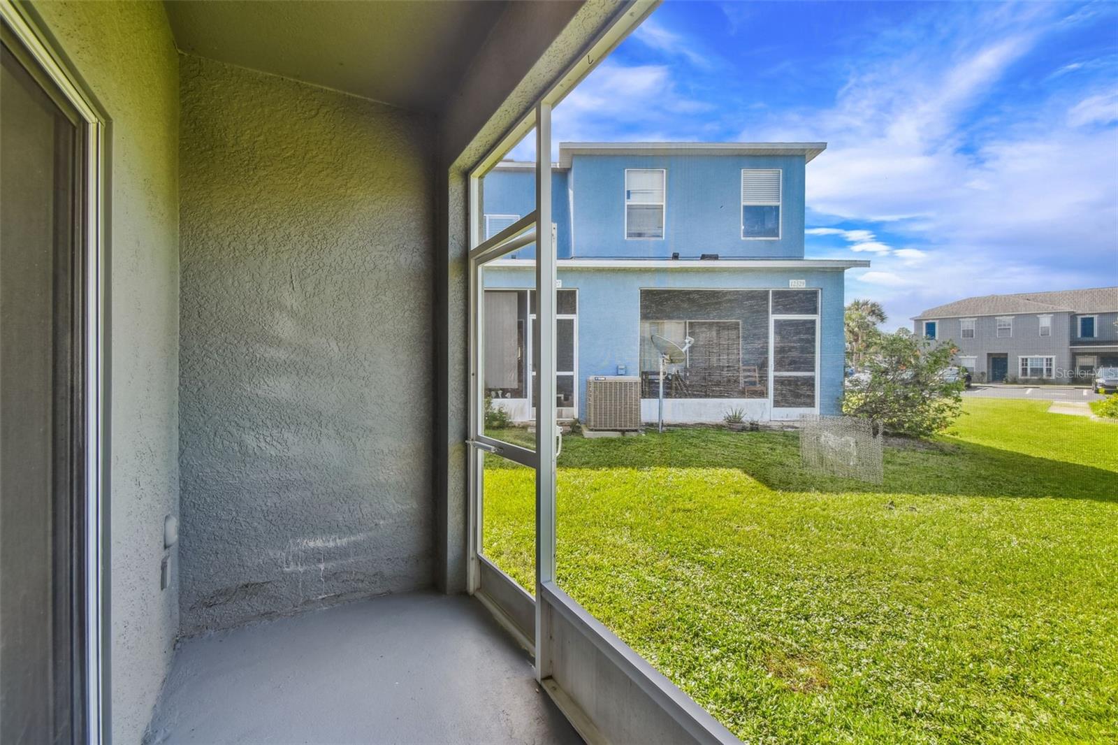 Image 34 of 44 For 6723 Lake Camden Way