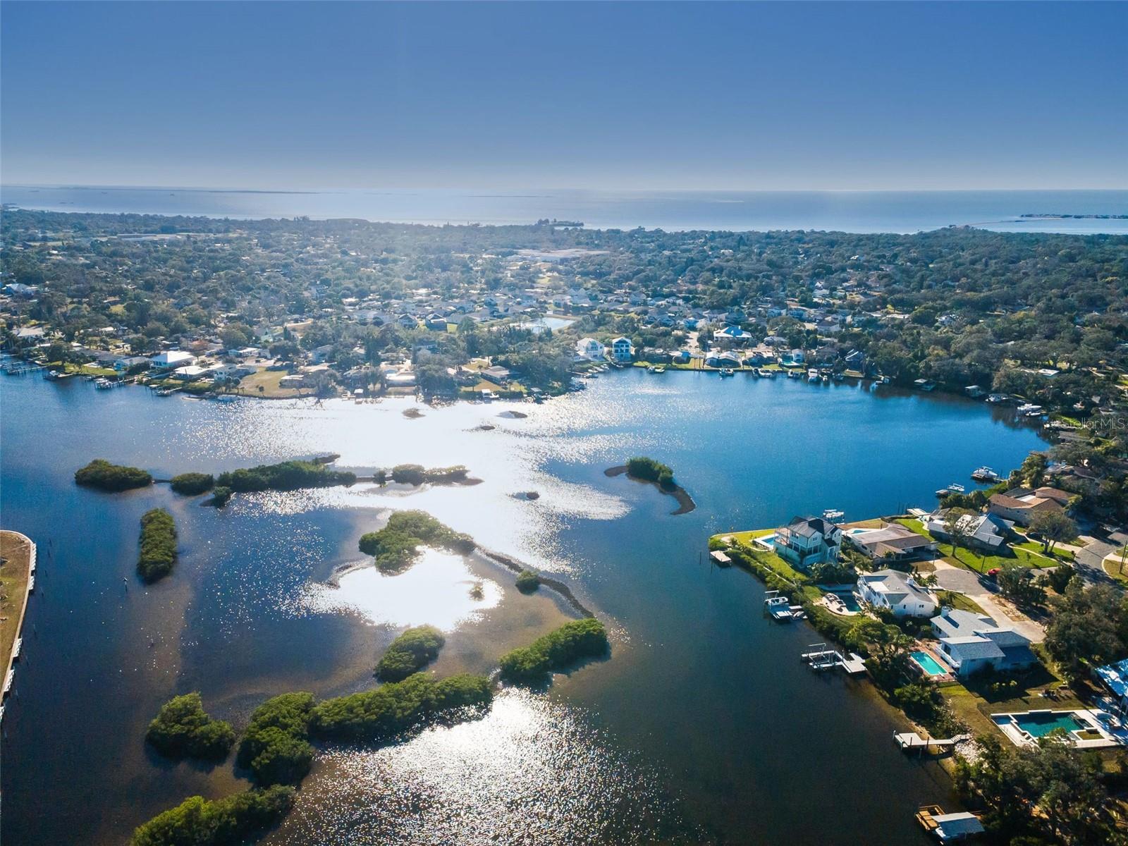 Listing photo id 26 for 800 Chesapeake Drive 12