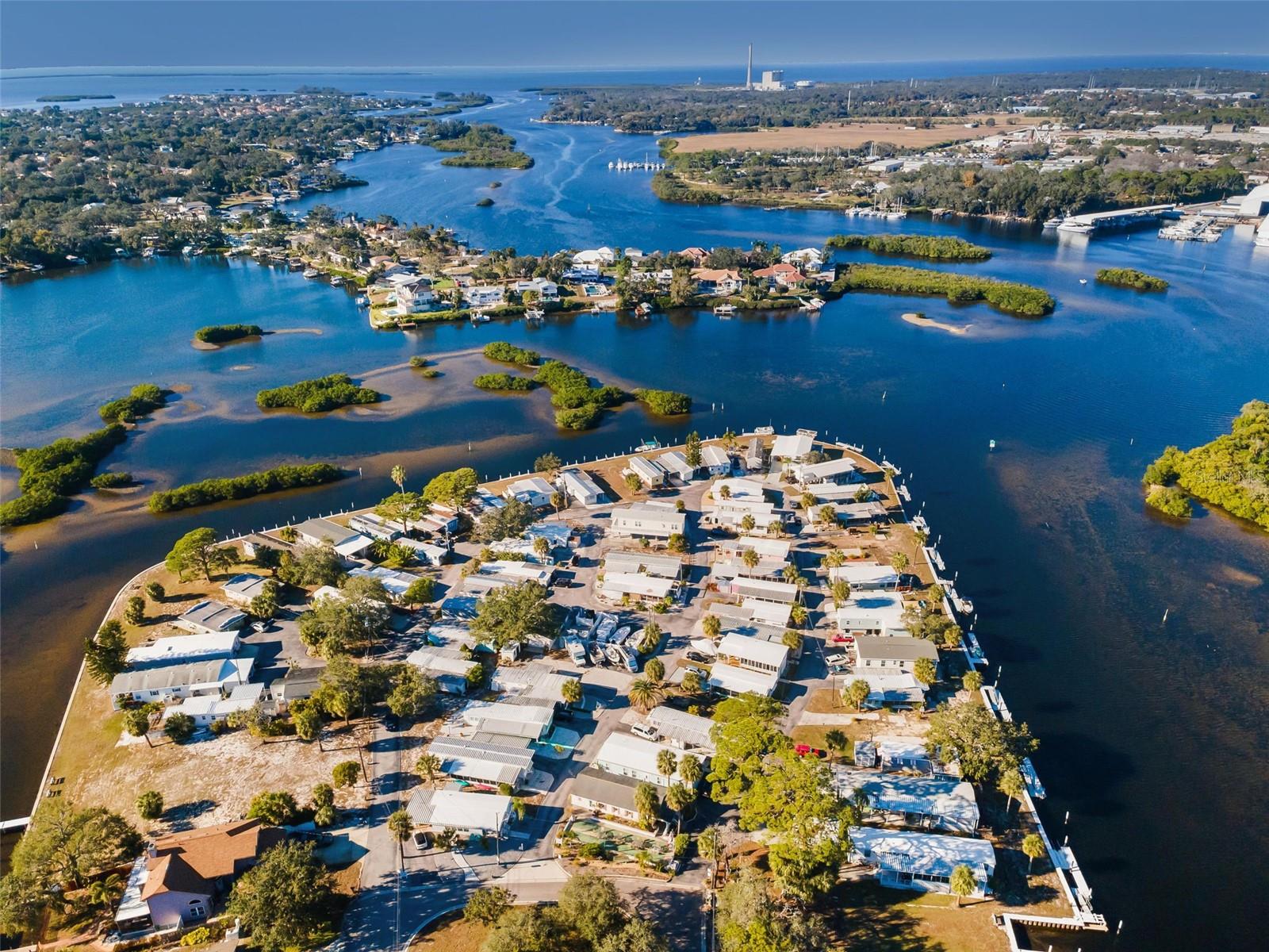 Listing photo id 38 for 800 Chesapeake Drive 12