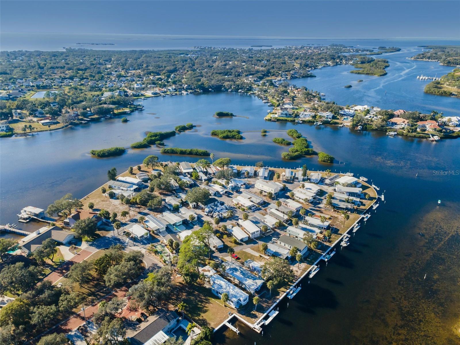 Listing photo id 39 for 800 Chesapeake Drive 12