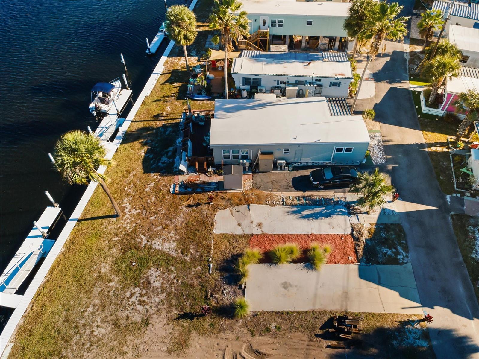 Listing photo id 49 for 800 Chesapeake Drive 12