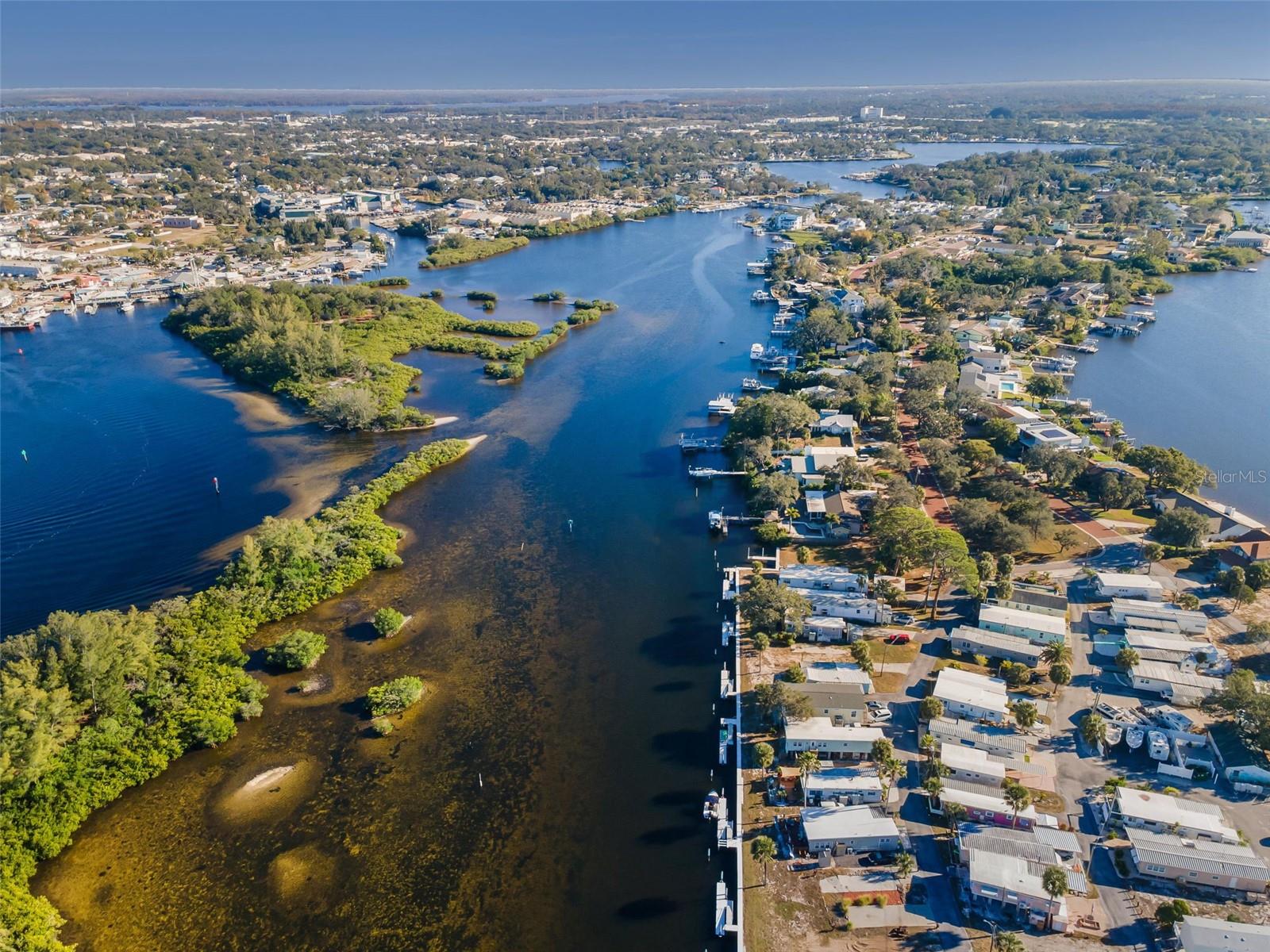 Listing photo id 50 for 800 Chesapeake Drive 12