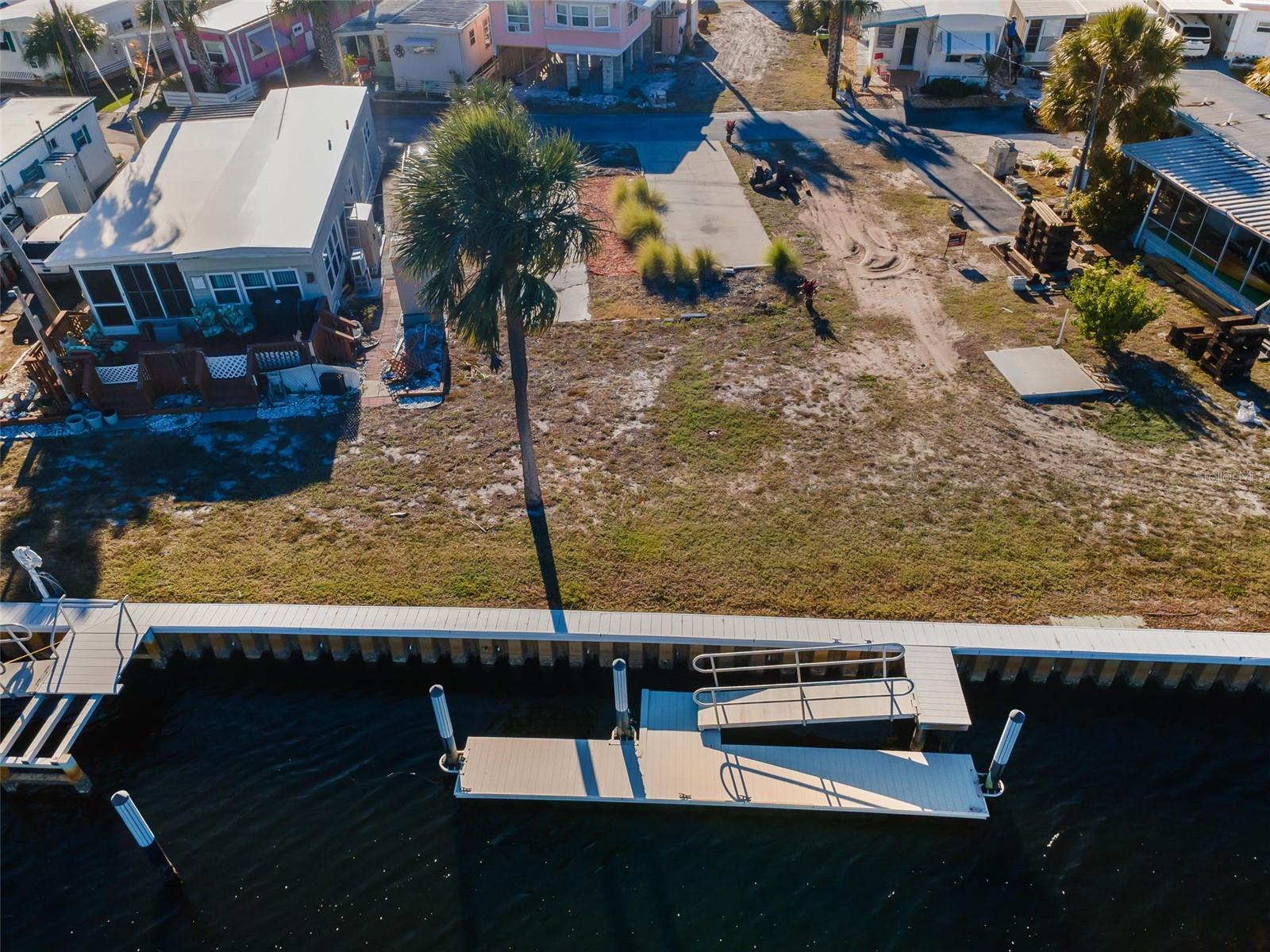 Listing photo id 52 for 800 Chesapeake Drive 12