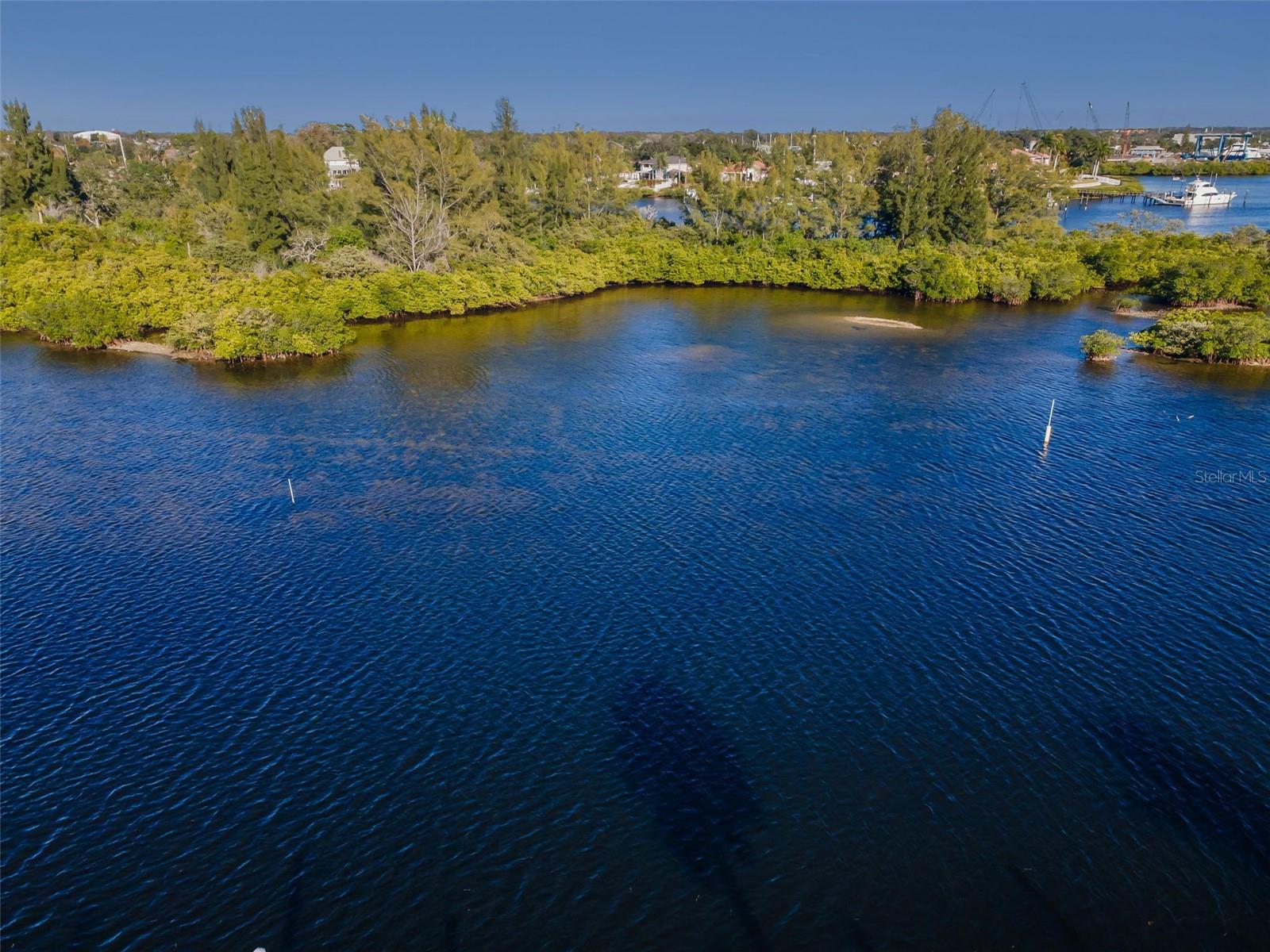 Listing photo id 55 for 800 Chesapeake Drive 12