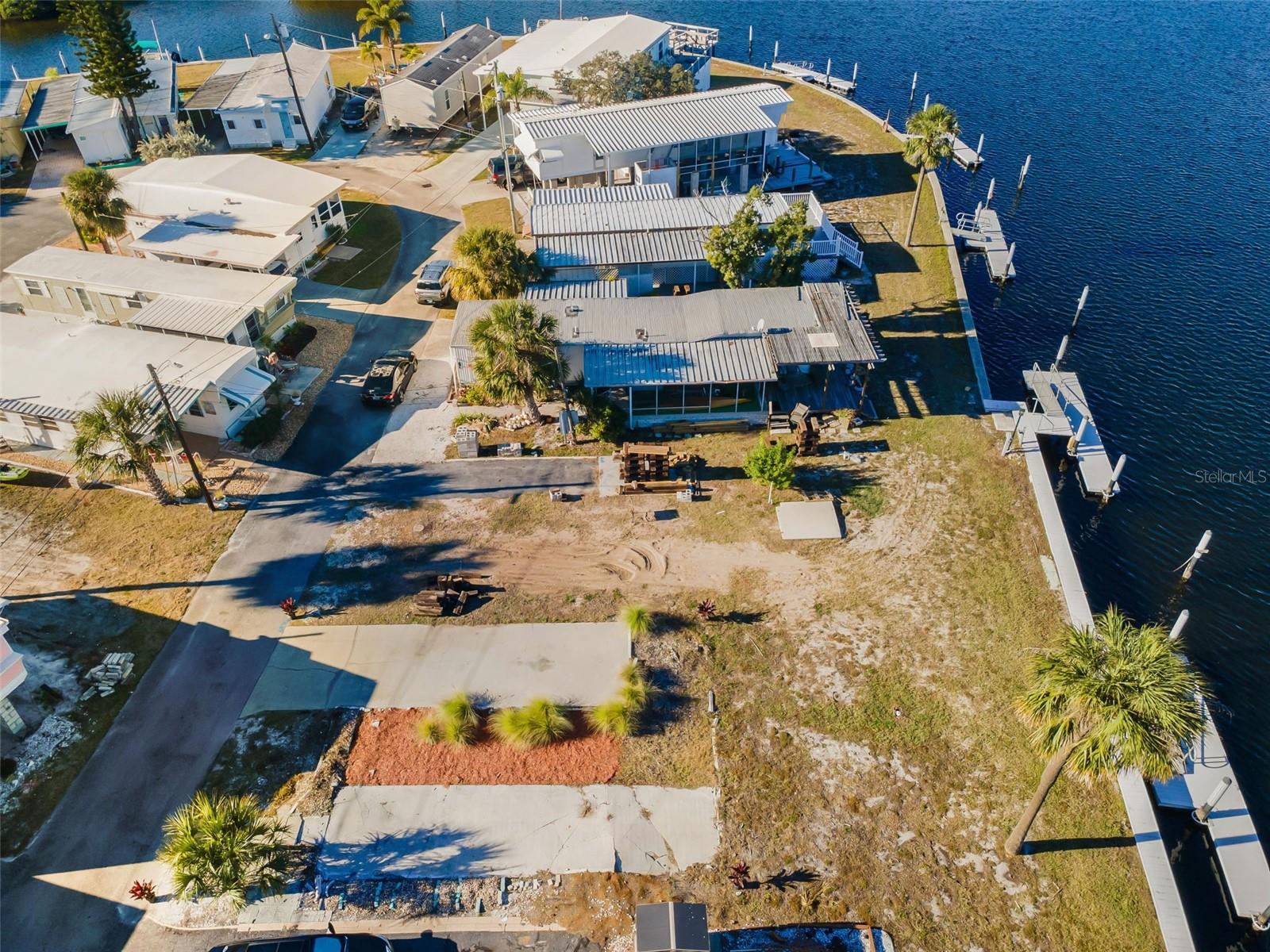 Listing photo id 57 for 800 Chesapeake Drive 12