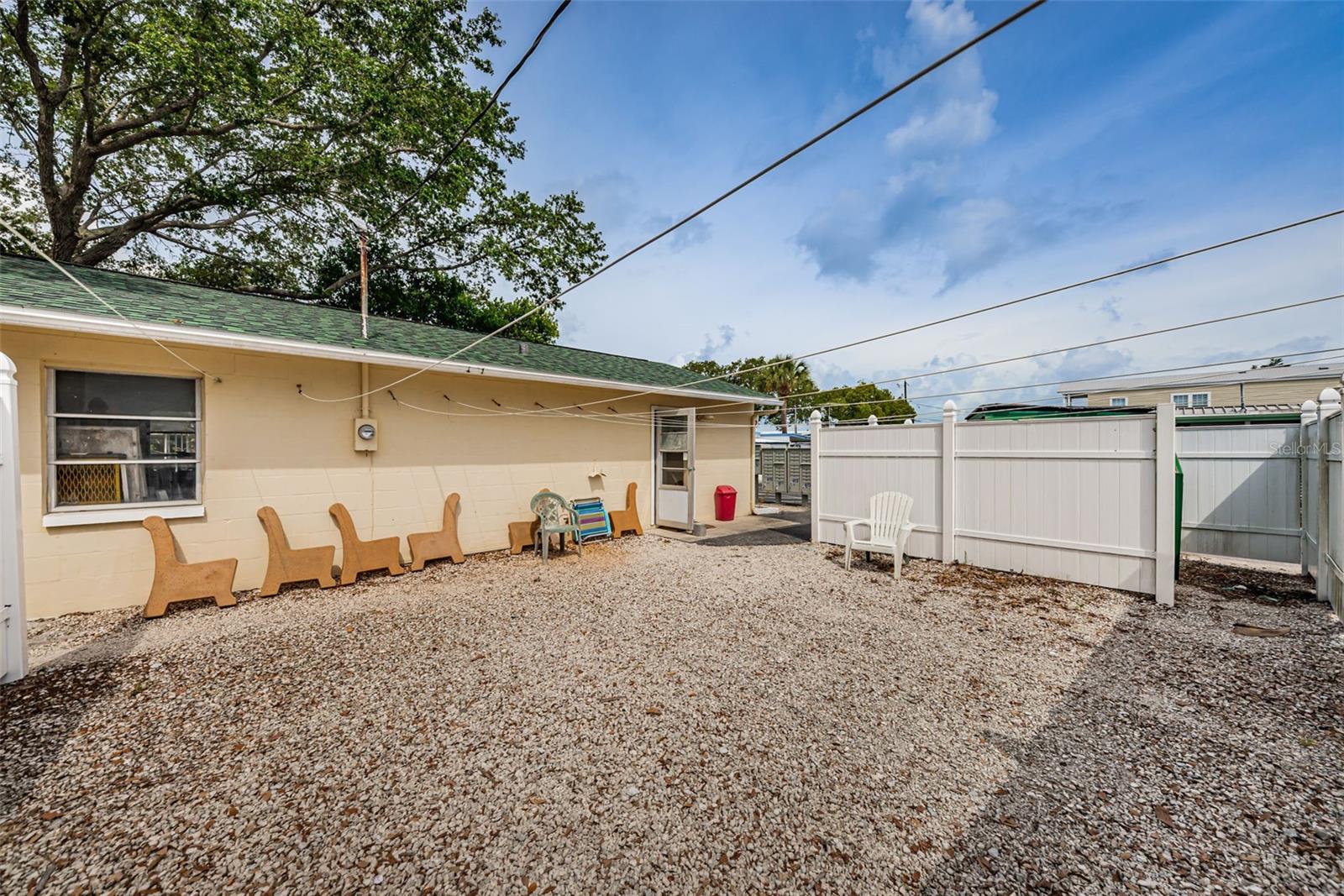 Listing photo id 72 for 800 Chesapeake Drive 12