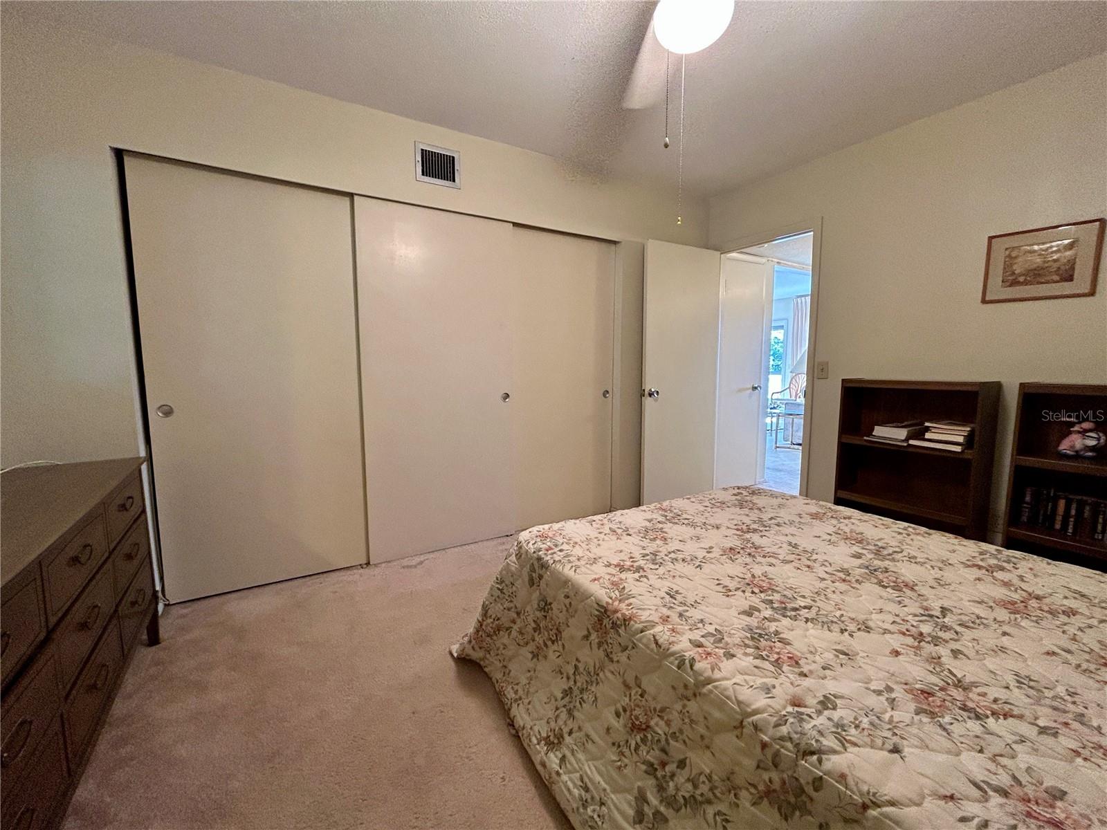 Image 18 of 46 For 2464 Australia Way E 78