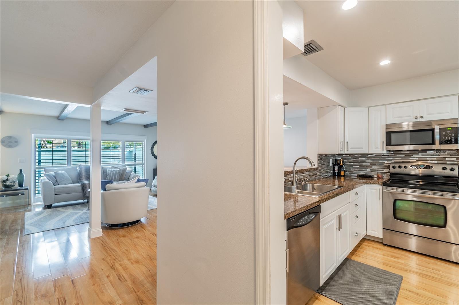 Image 10 of 28 For 2523 Tennessee Avenue